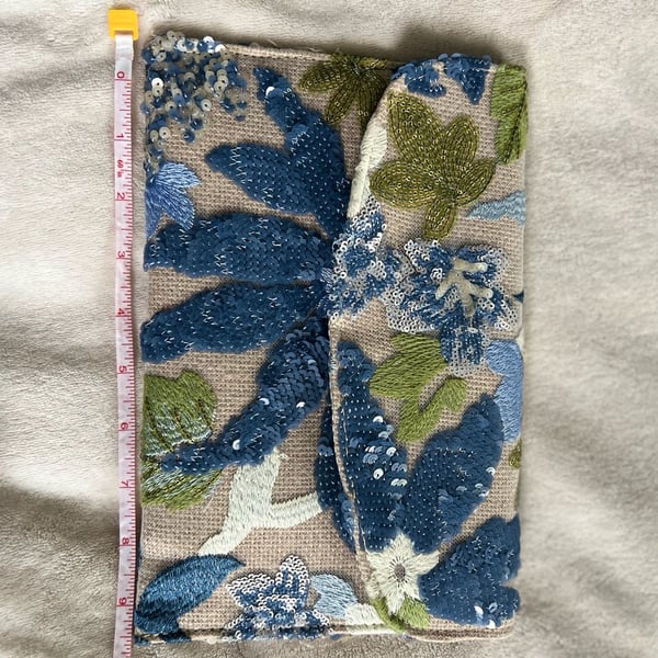 Floral Sequin Embroidered Envelope Clutch Purse