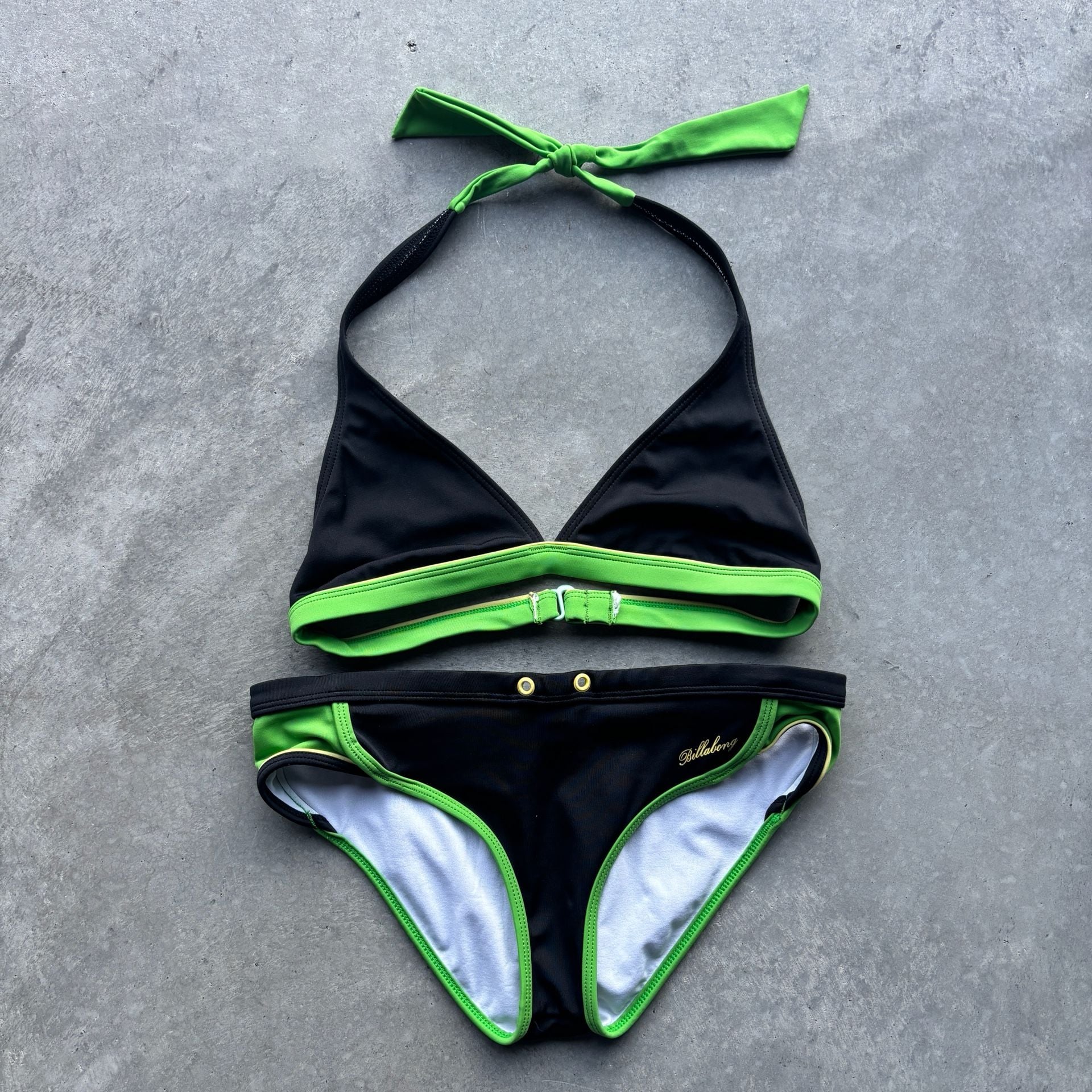 2000’s Y2K Billabong Bikini Set Black Green Halter Swimsuit 1
