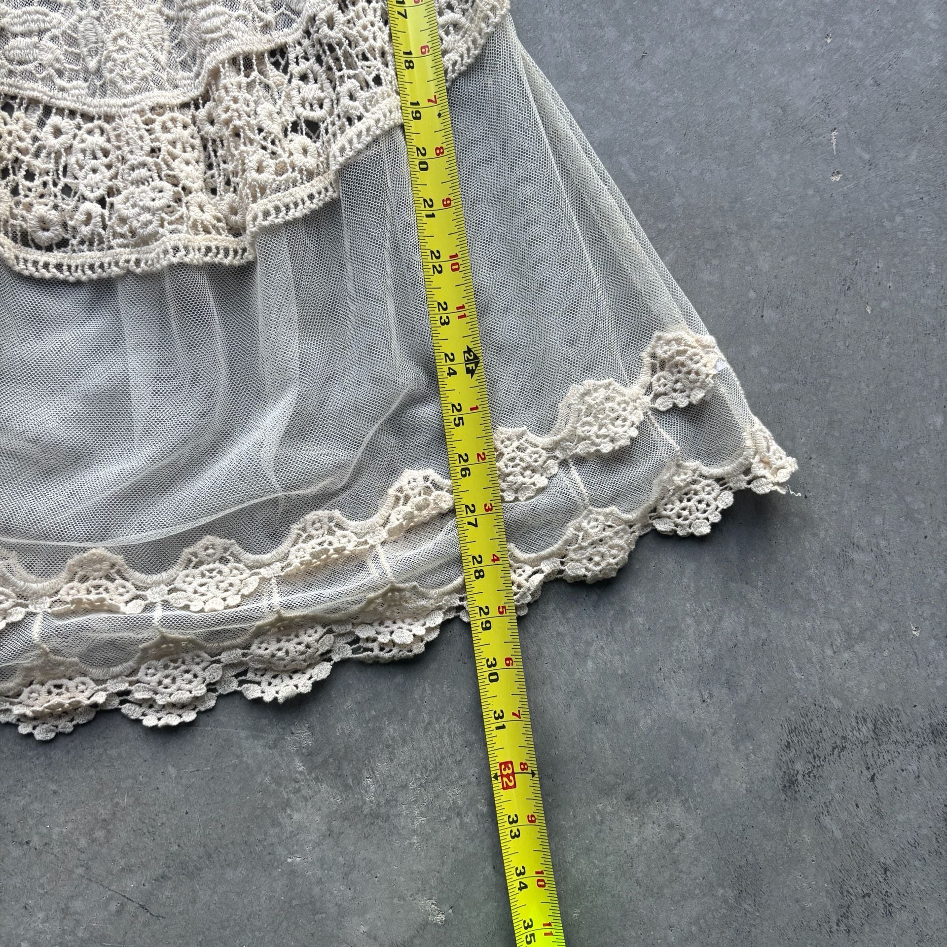 2000’s Y2K Boho 70’s Style Crochet Lace Tank Top Ivory Mesh Size S 6
