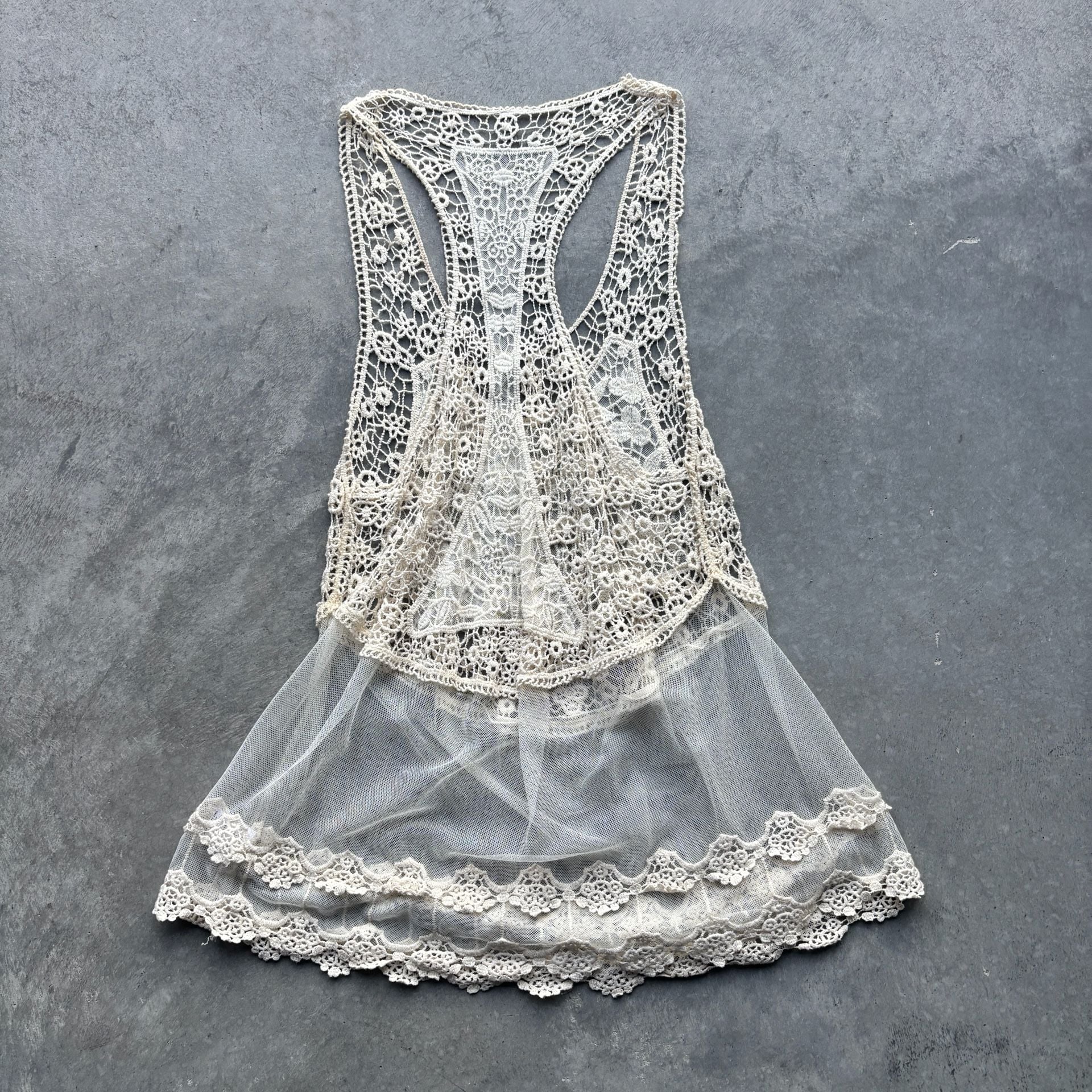 2000’s Y2K Boho 70’s Style Crochet Lace Tank Top Ivory Mesh Size S 7
