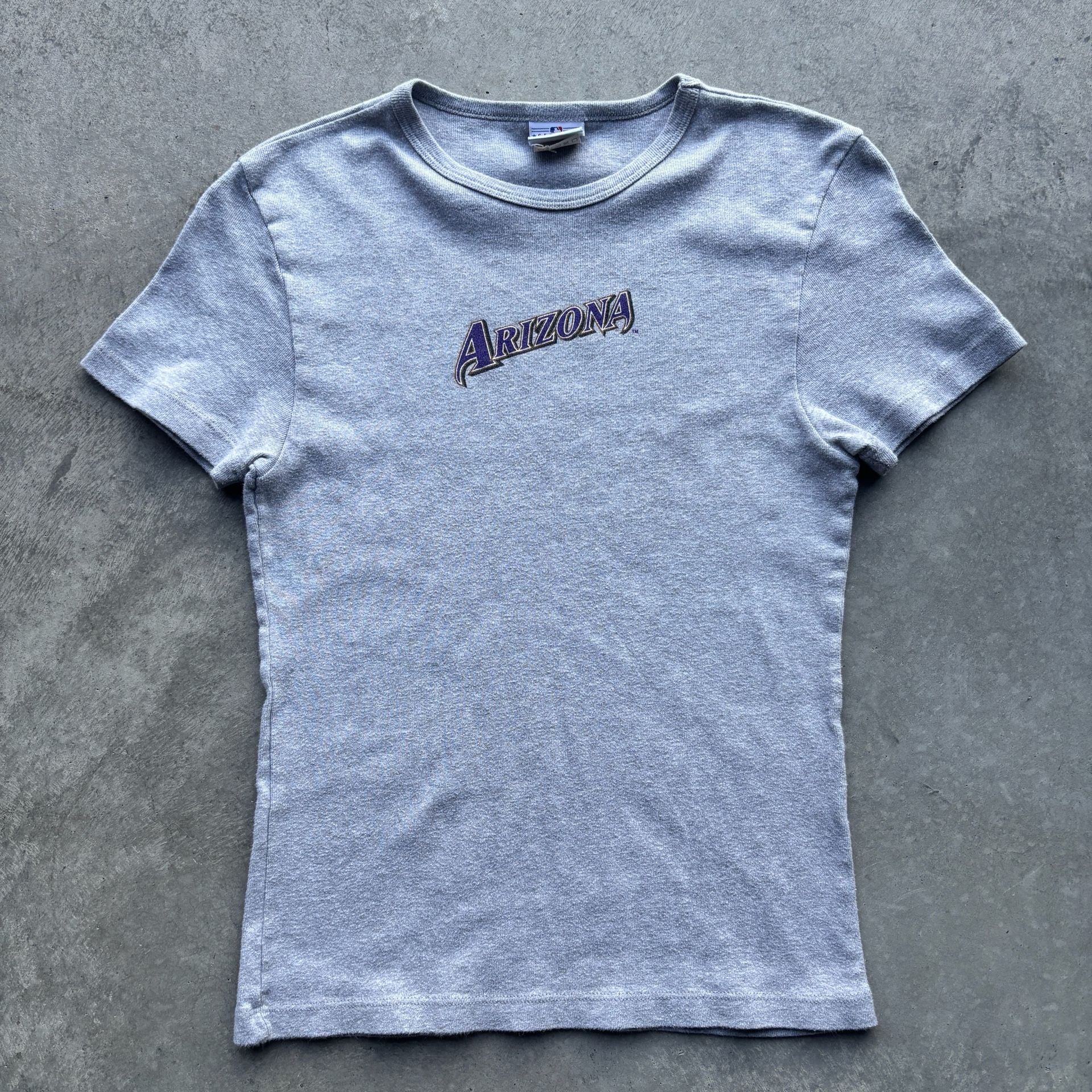 2004 Vintage Arizona Diamondbacks Randy Johnson Baby T-Shirt Size L 2