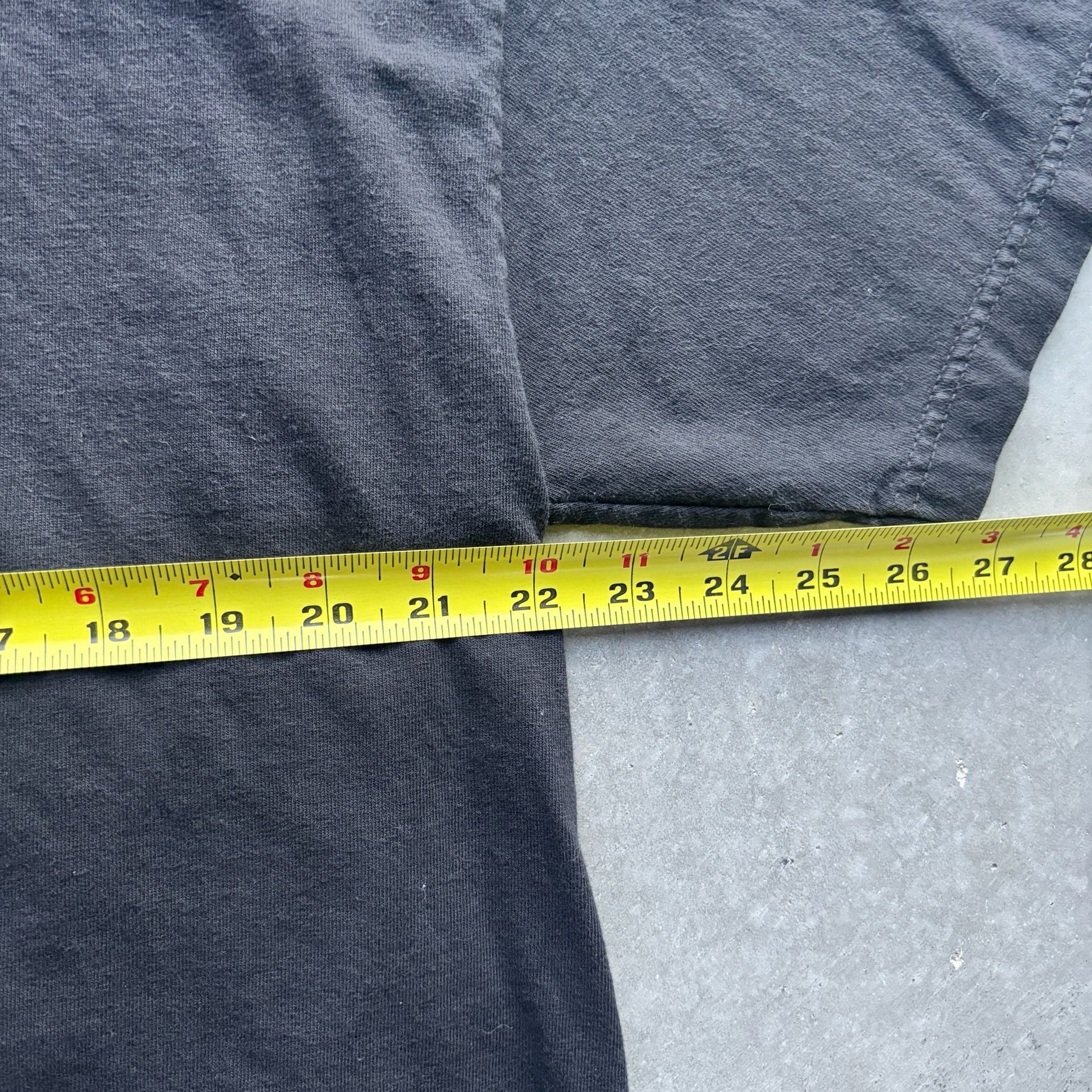 2000’s Vintage Y2K I Wine A Lot Graphic T-Shirt Black Cropped Size XL 5