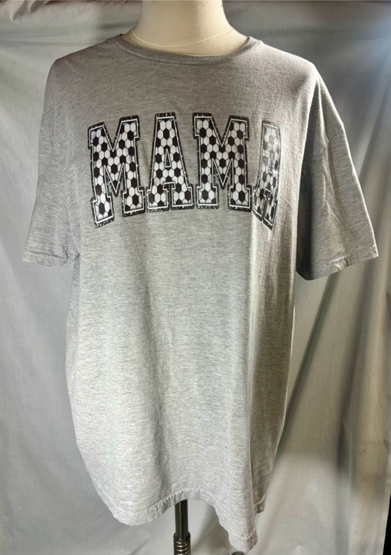 Gildan Mama Soccer Graphic T-Shirt Gray 2