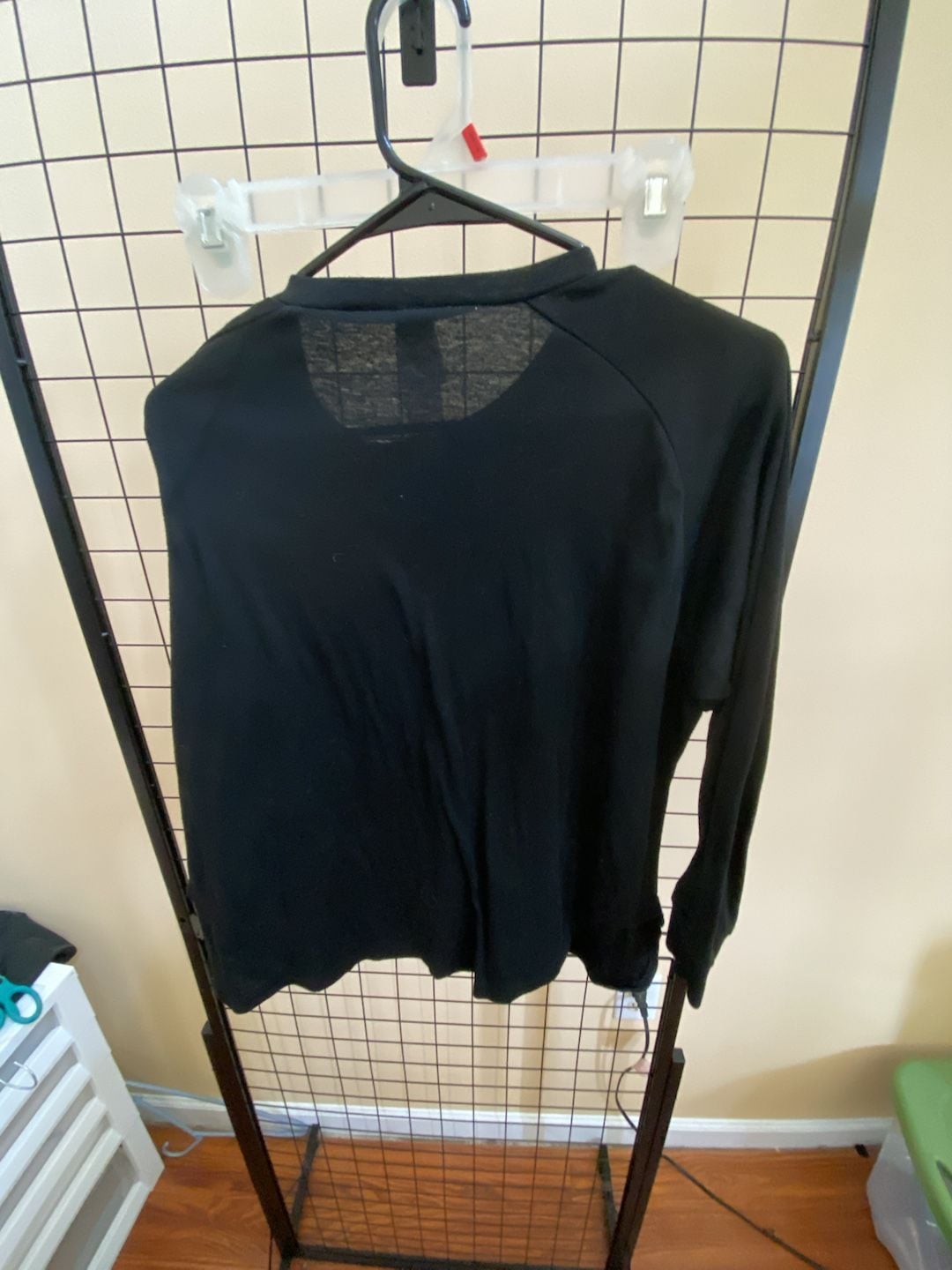 Long Sleeve Shirt Size XL Black Athletic Workout 4