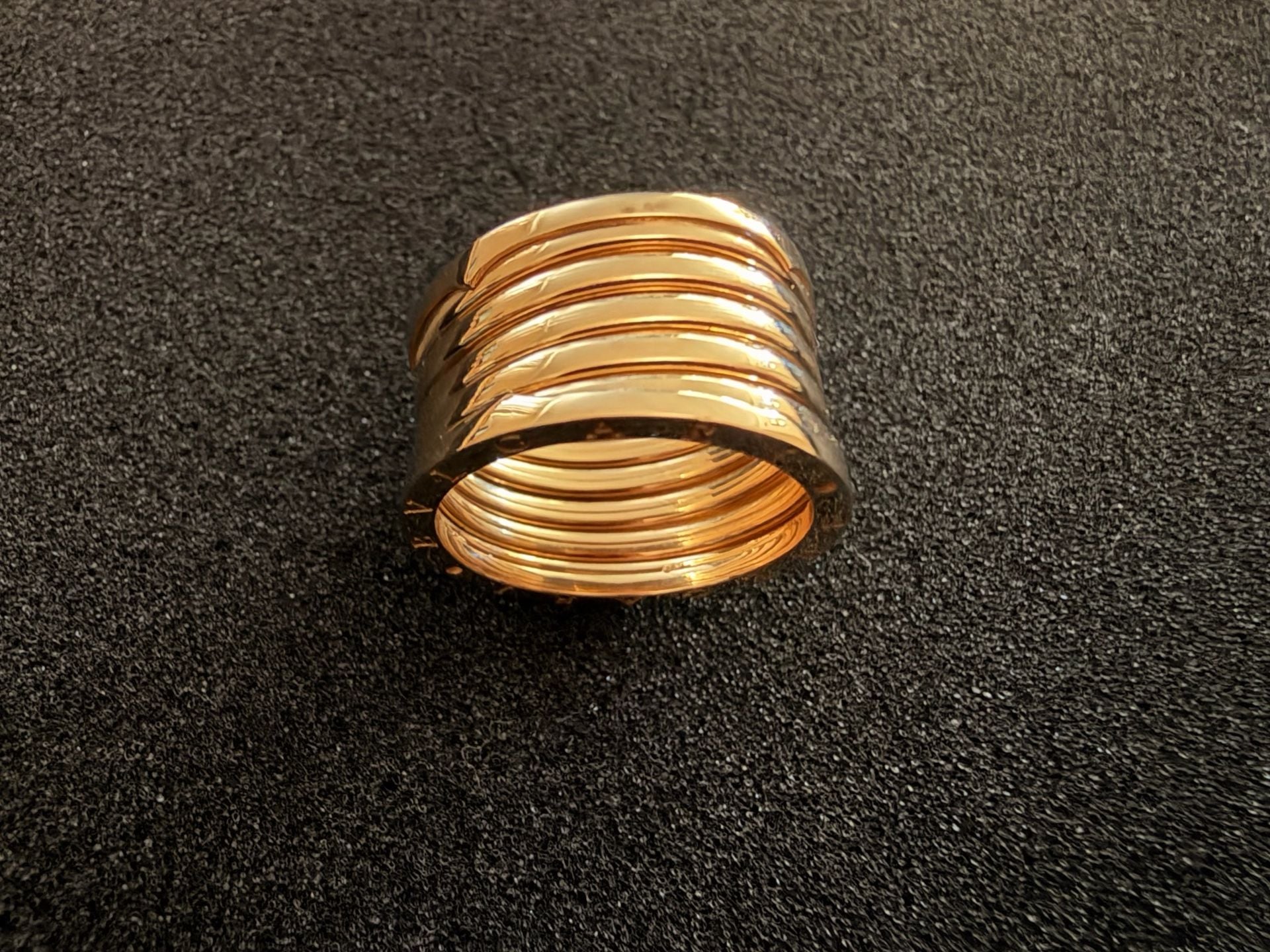 18k Yellow Gold Five Band Ring Brand New.Firm Price. 3