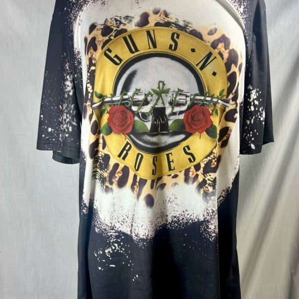 Lilicloth Guns N Roses Graphic T-Shirt Size L Black