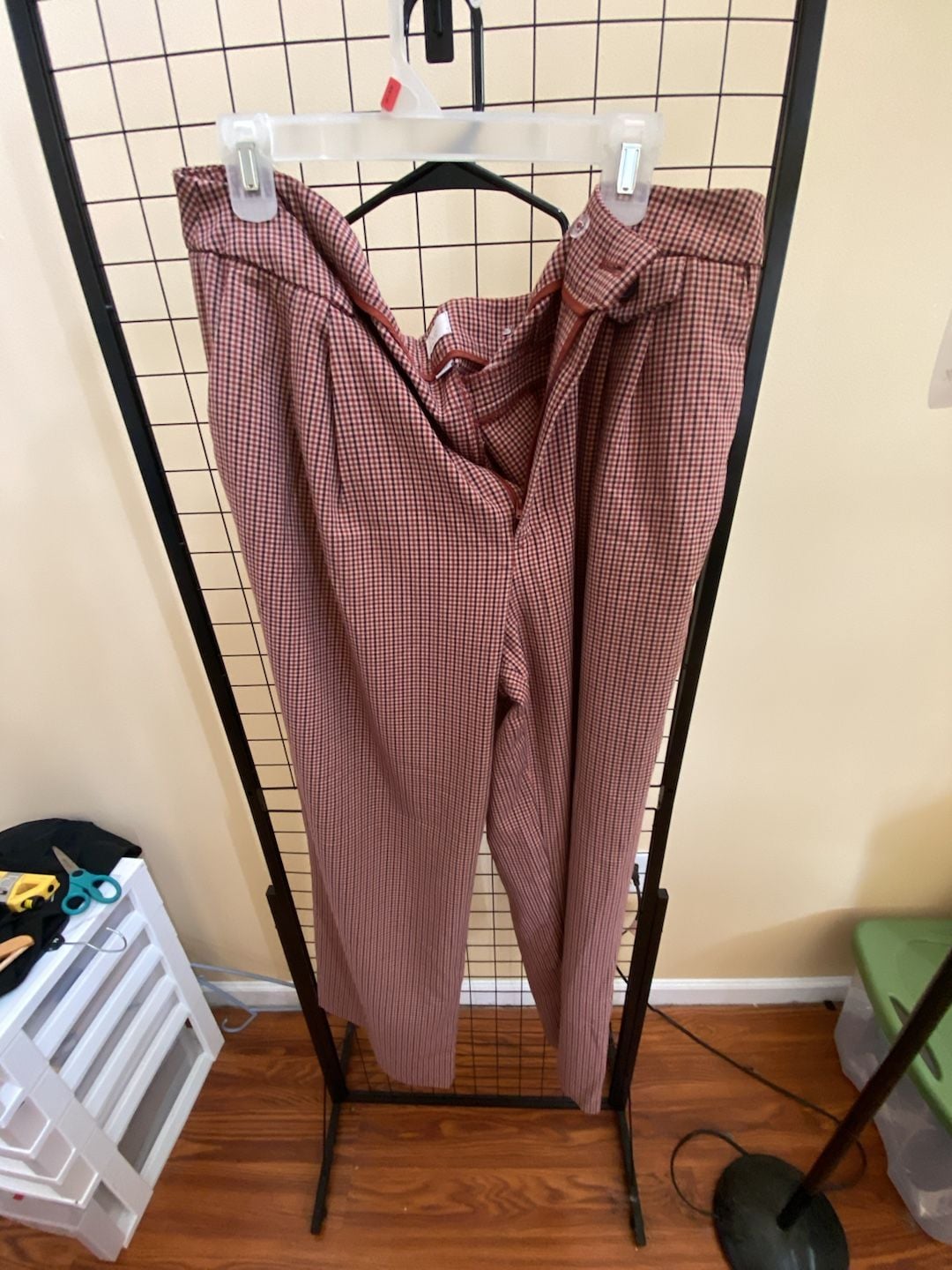 A New Day Pleated Tapered Pants Size 16 Brown Gingham Plaid Trousers 2