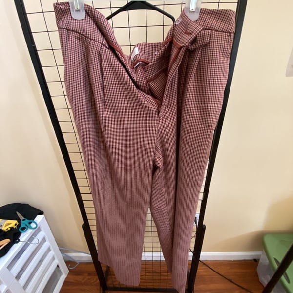 A New Day Pleated Tapered Pants Size 16 Brown Gingham Plaid Trousers
