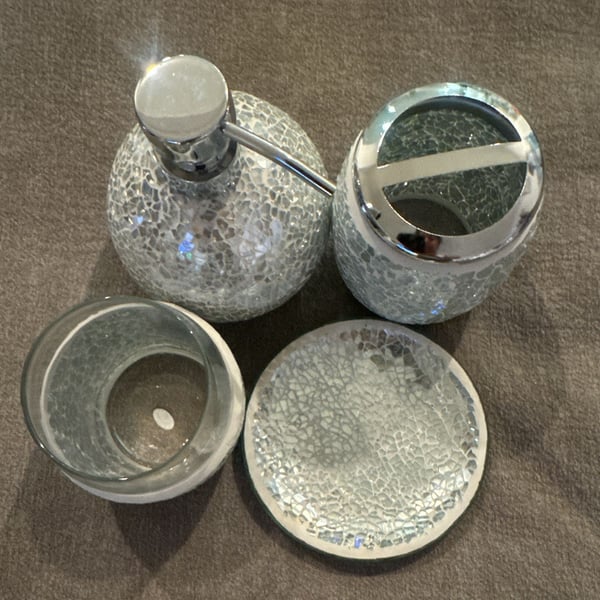 4-Piece Mosaic Mirrored Bathroom Accessory Set