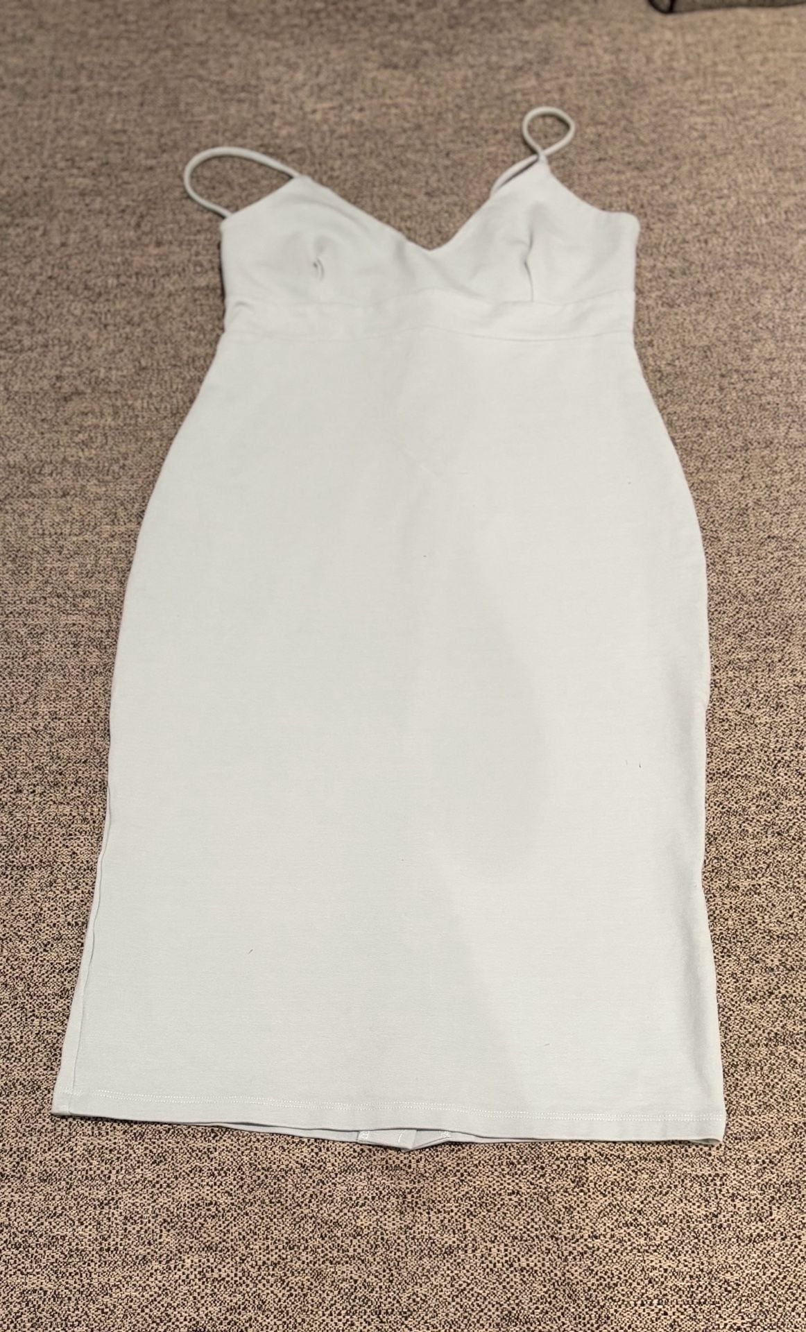 066-Lulus Midi Dress Sage Green V-Neck Bodycon size large 8