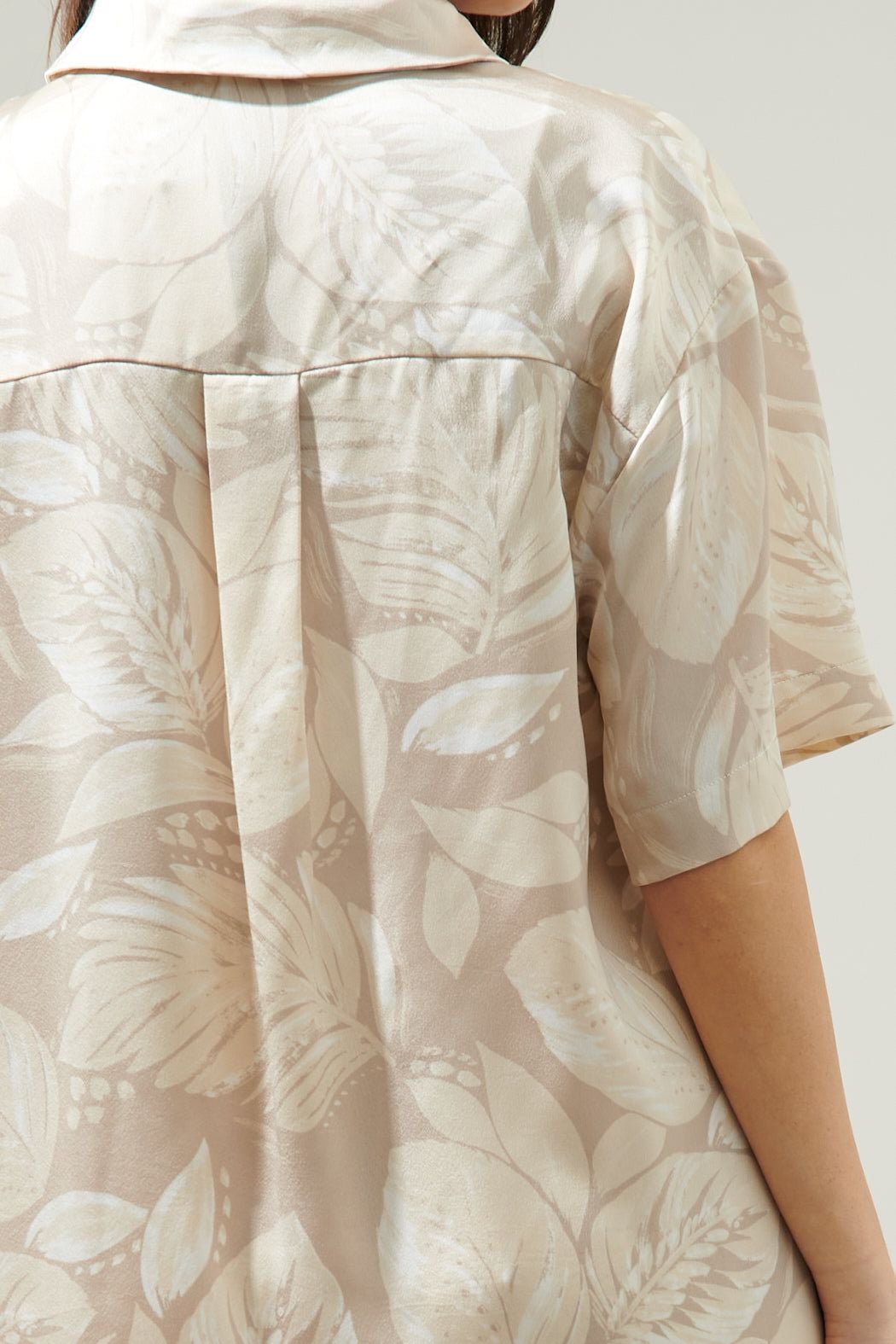 Sugarlips Gardenia Floral Satin Matching Set Top and Bottom Size: Small NWT 3
