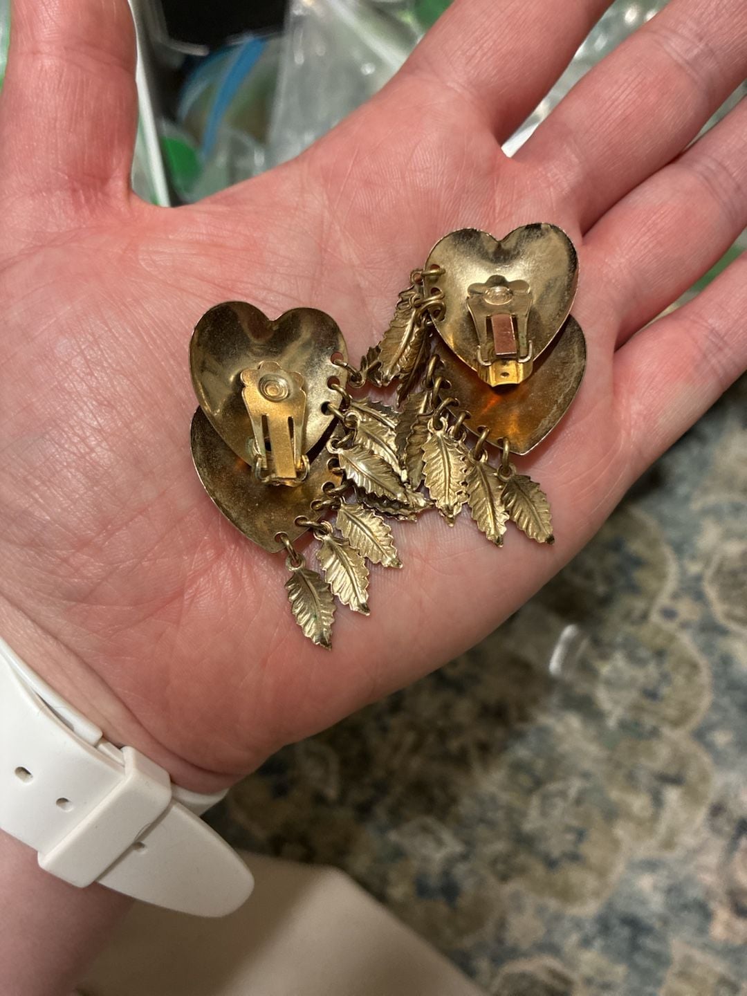 Vintage Gold Tone Double Heart Clip On Earrings Dangle Leaf Fringe 5
