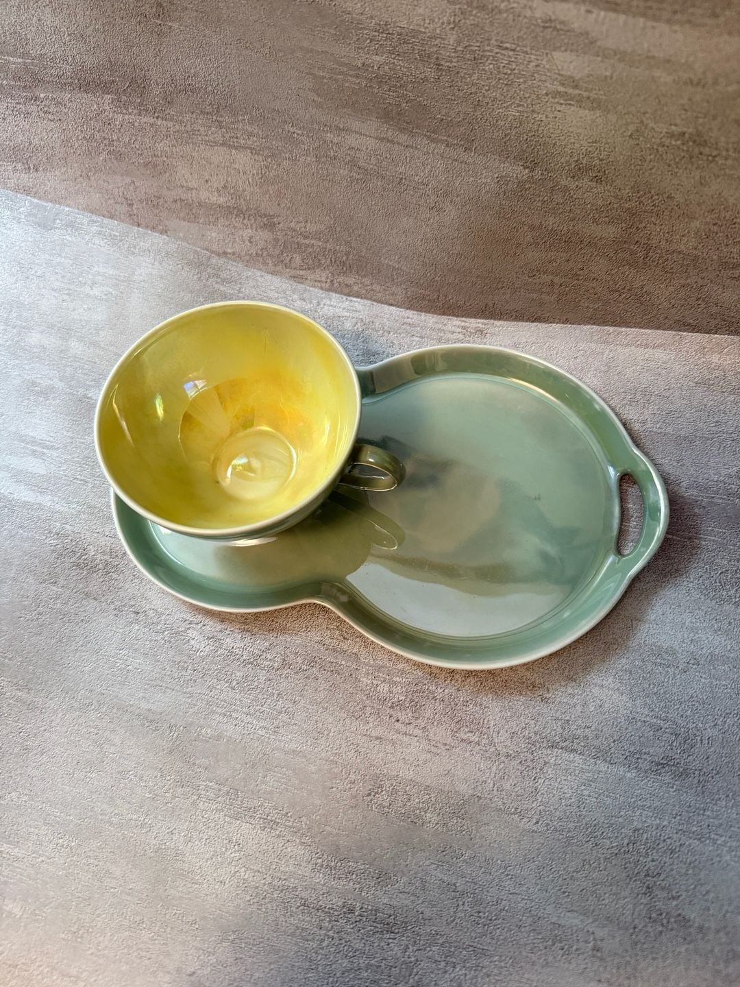 Vtg 1930’s VICTORIA Czechoslovakia Lustreware Pair Tea Cup & Snack Plate 2