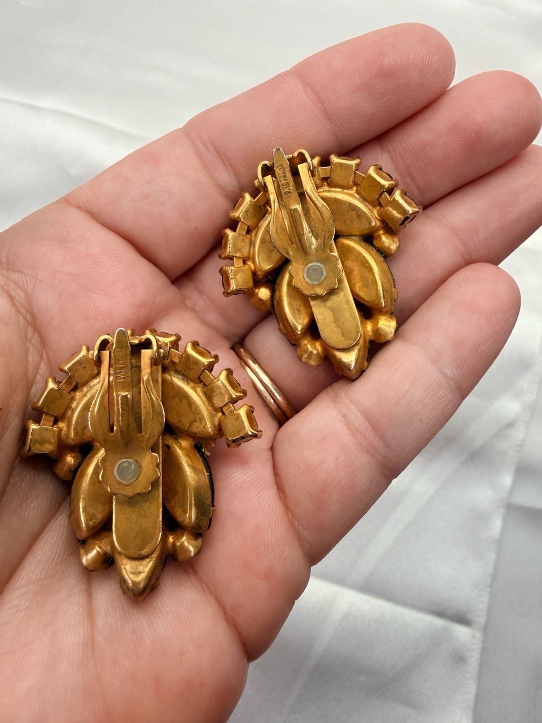 Vintage Pat Pend Amber Rhinestone set Clip Earrings and brooch 4
