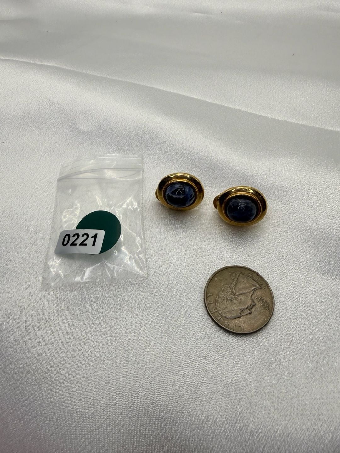 Francesca Romana Clip-On Earrings Blue Cabochon Gold Tone 4
