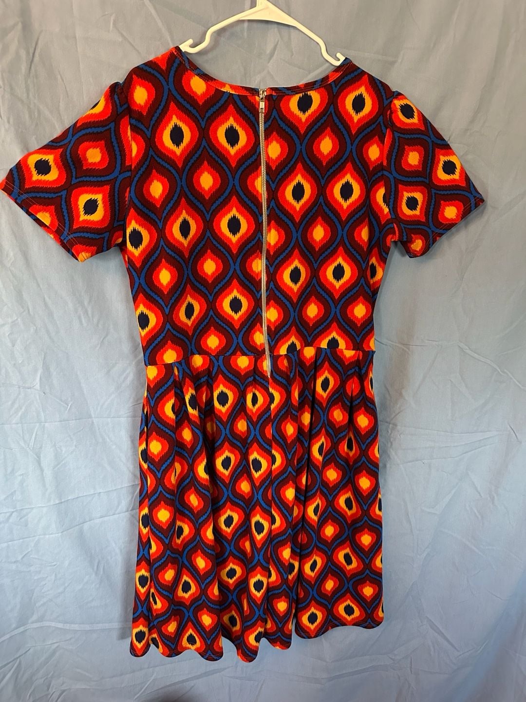 LuLaRoe Amelia Dress, Size 2XL, Geometric Print Exposed Zip 4