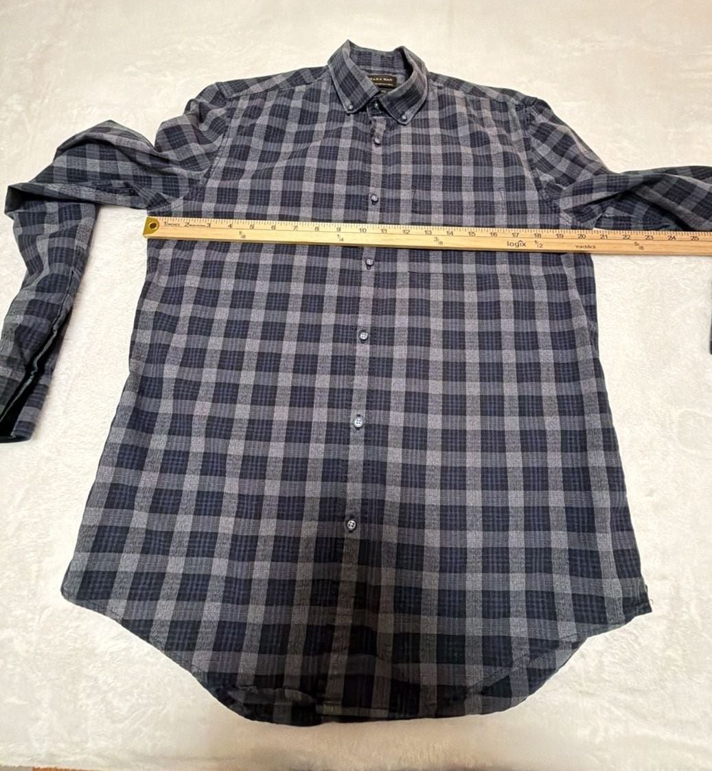 Zara Man Slim Fit Blue And Grey Plaid Long Sleeve Button Down Shirt 16