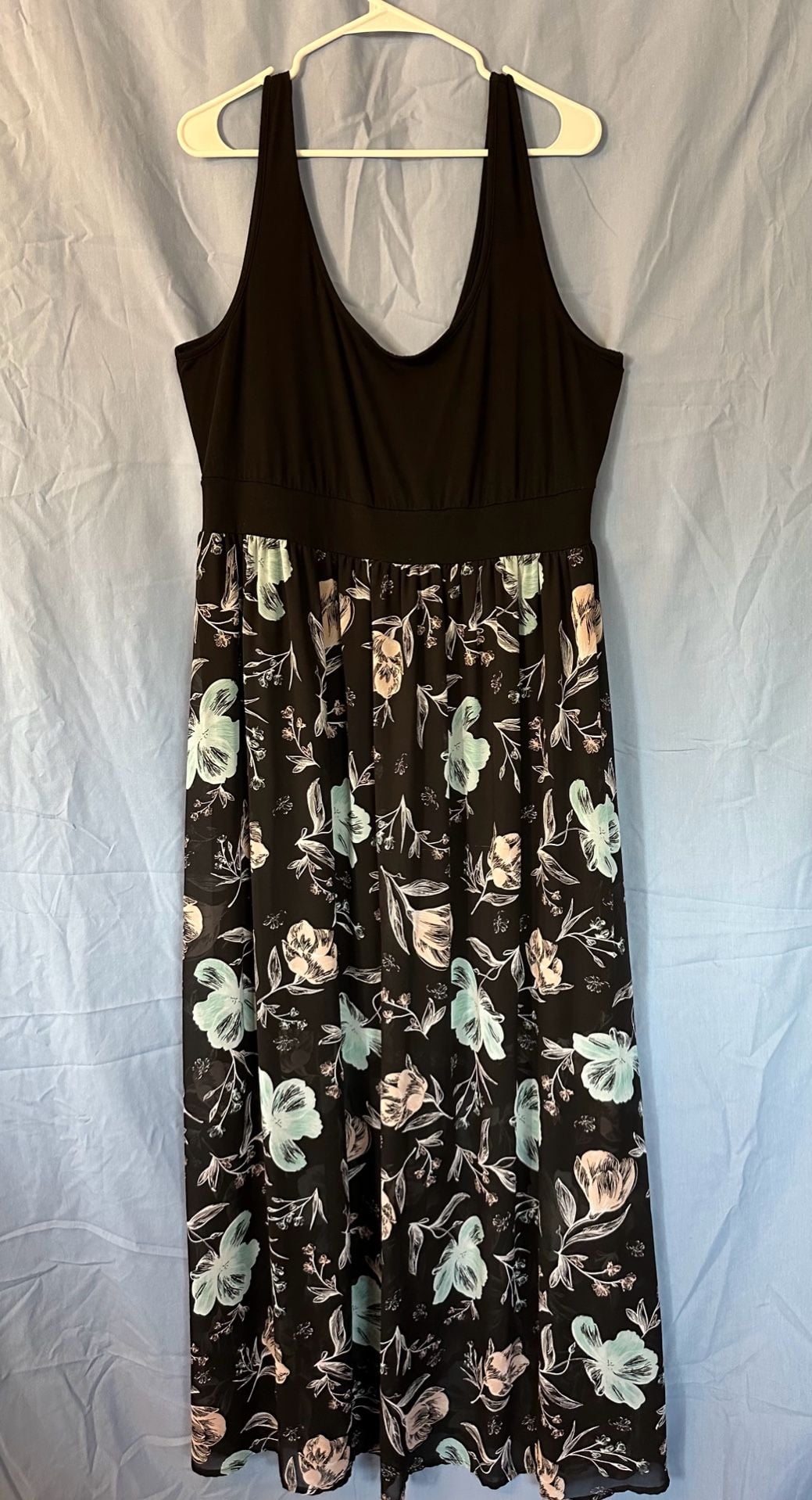 Like NEW! Torrid Maxi Dress Size 1 (XL) Black Floral Chiffon Sleeveless 2