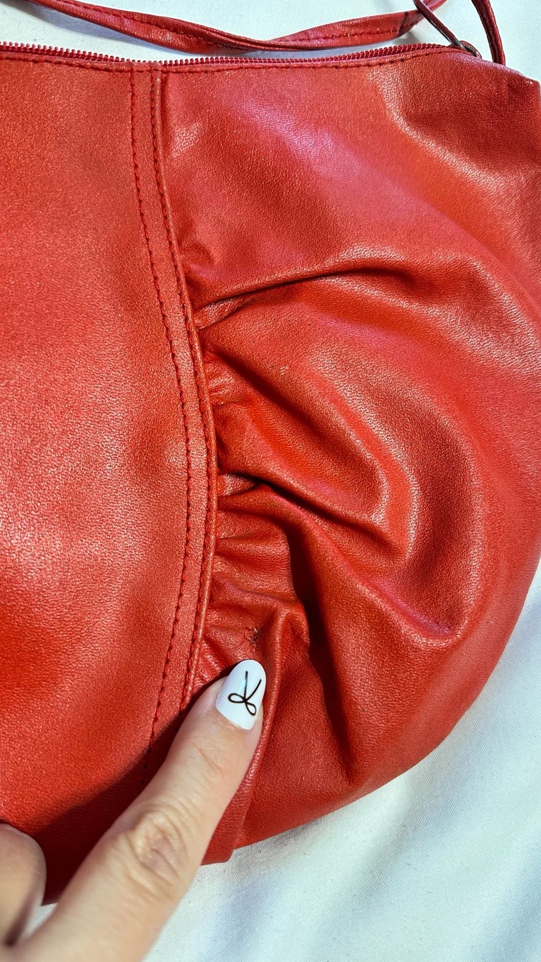 Vintage Red Genuine Leather Ruched Shoulder Bag 8