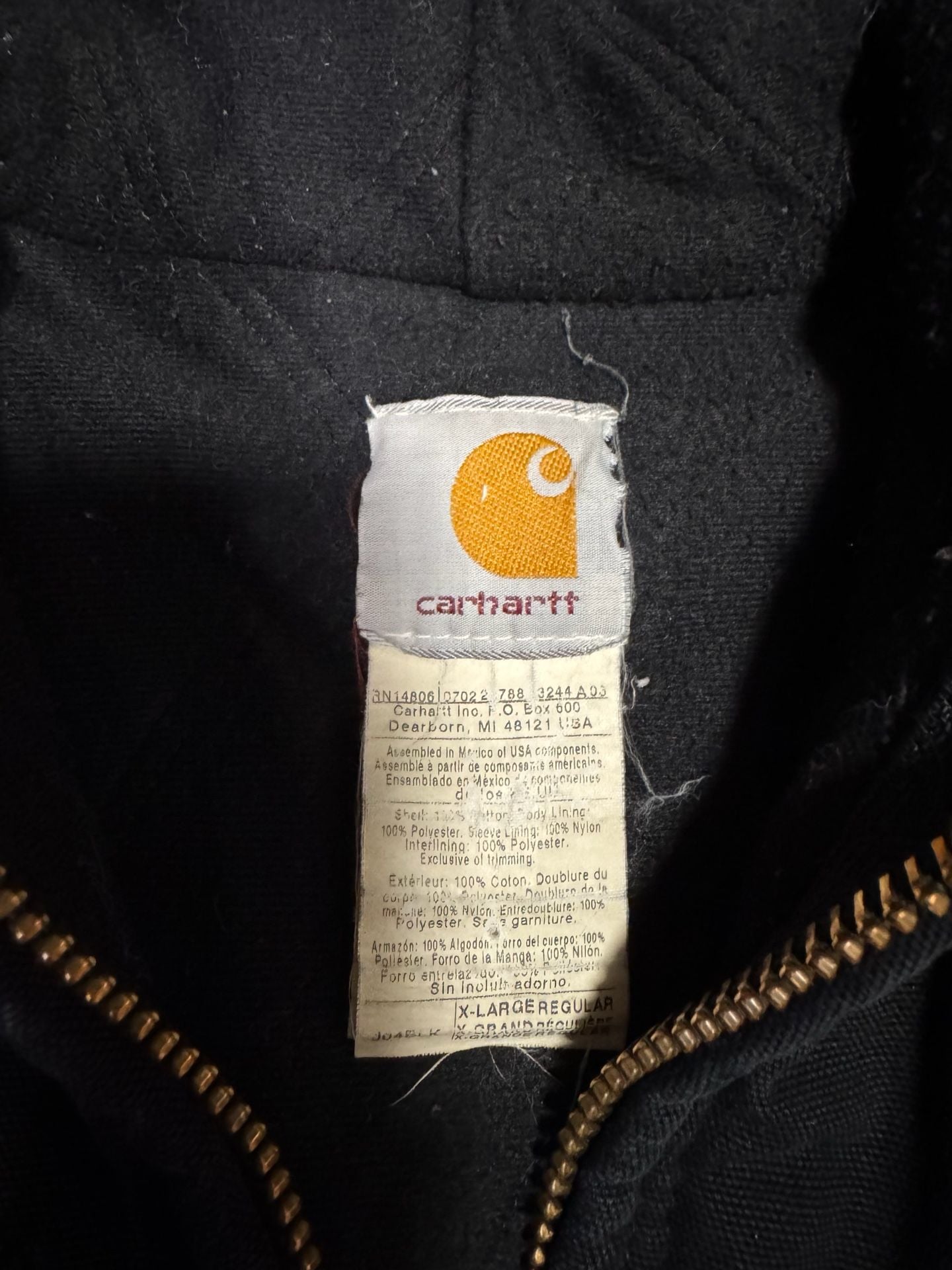 Vintage 2002 Carhartt JO4 Active Jacket Faded Black XL
7