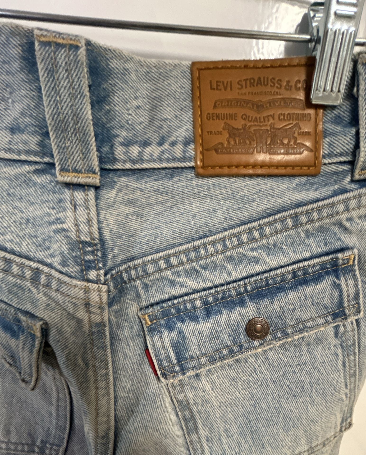 Levi's Premium Middy Ankle Bootcut Size 23 Jeans (320) 11