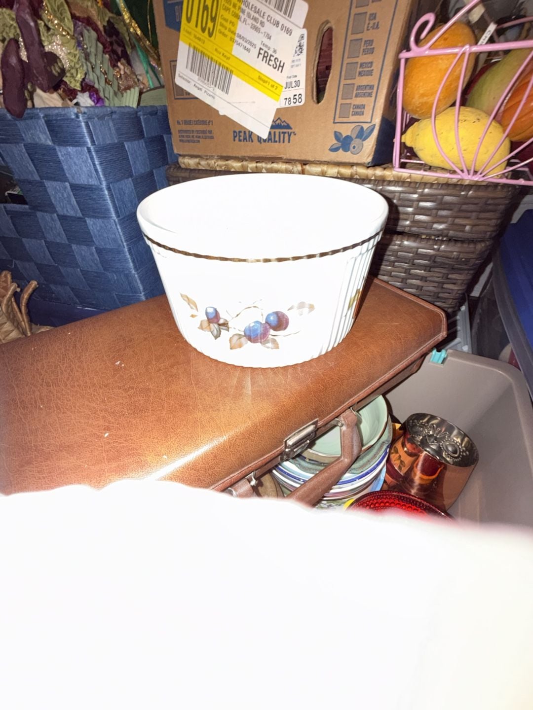 Royal Worcester Evesham Gold Souffle Bowl 1