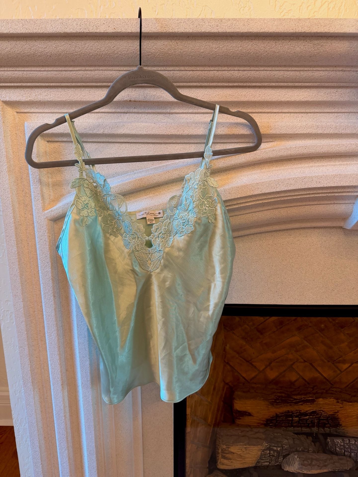 In Bloom by Jonquil Camisole Size M Green Lace Satin 2