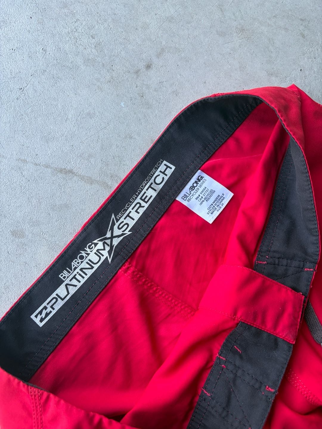Billabong Platinum X Stretch Boardshorts Size 34 Red Recycler Hydrostretch 12