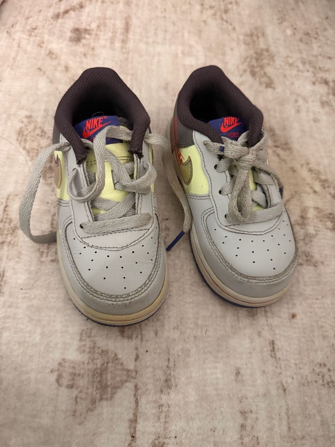 Nike Air Force 1 LV8 Size 8C Dunk It 2