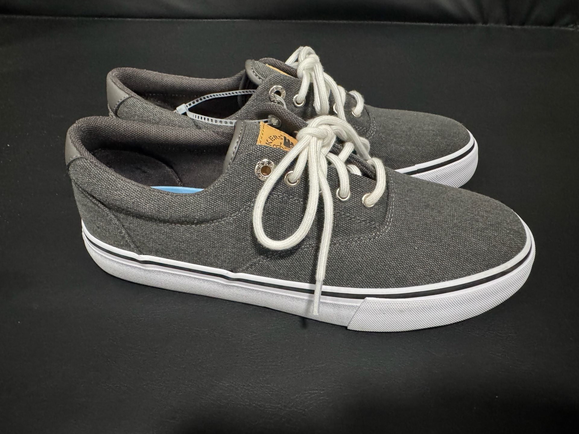 Dockers Sneakers Size 8M Grey Canvas Casual Shoes 2