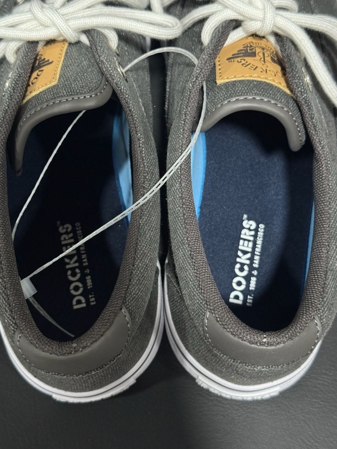 Dockers Sneakers Size 8M Grey Canvas Casual Shoes 6