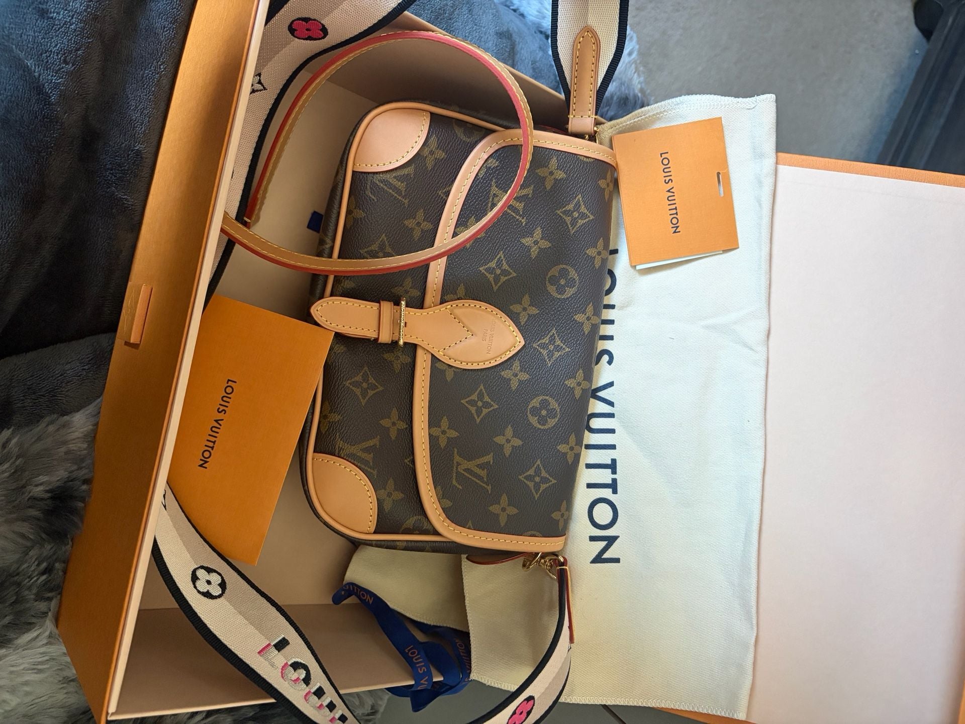Louis Vuitton Diane Monogram Canvas Satchel Handbag 20