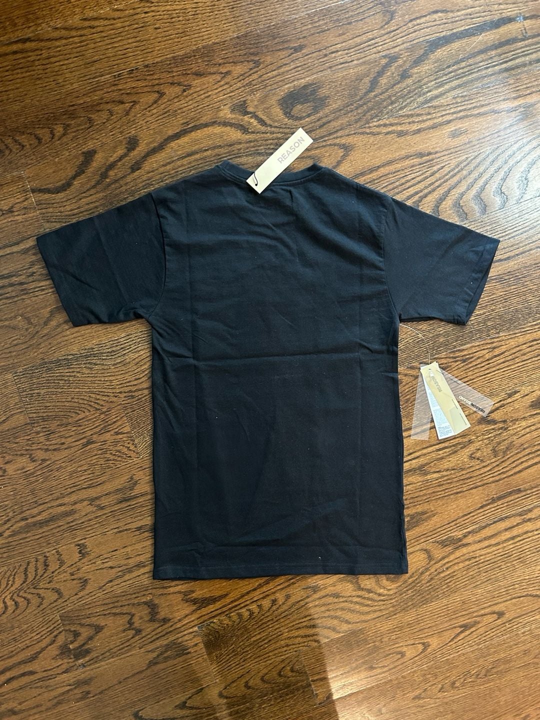 Reason Clothing Break Free From Control Bear Tee Size S
NWT 7