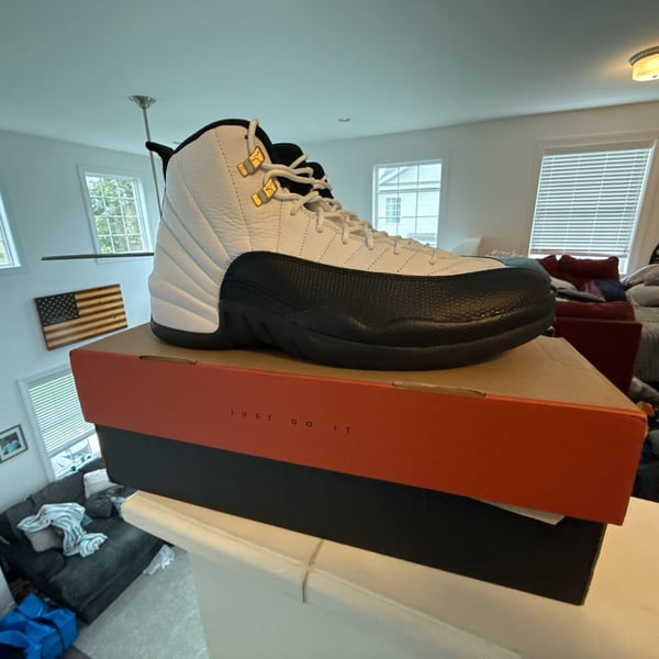 Air Jordan 12 Retro Taxi Size 12 White Black