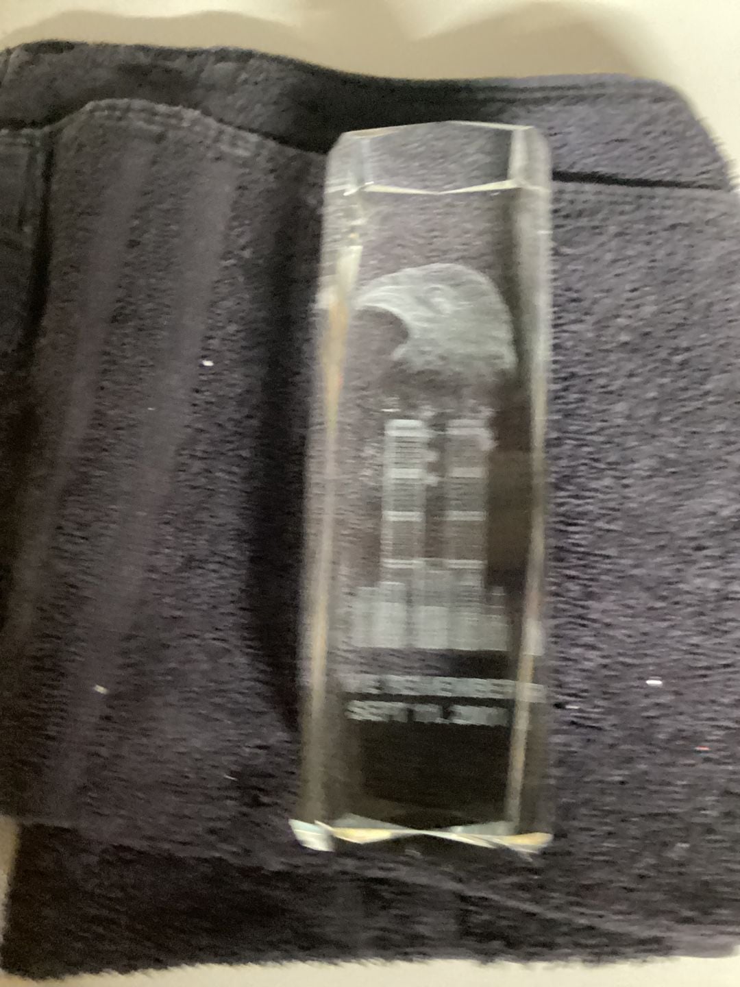 9/11 Twin Towers Eagle Laser Etched Crystal Glass Paperweight 1