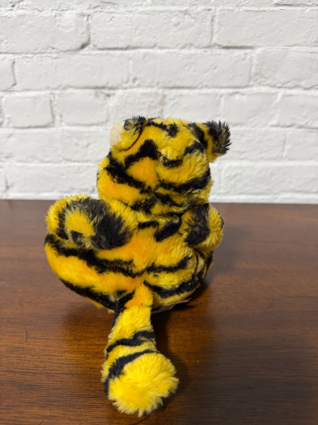 Russ Berrie Tripper Tiger Plush Stuffed Animal Yellow Black 2
