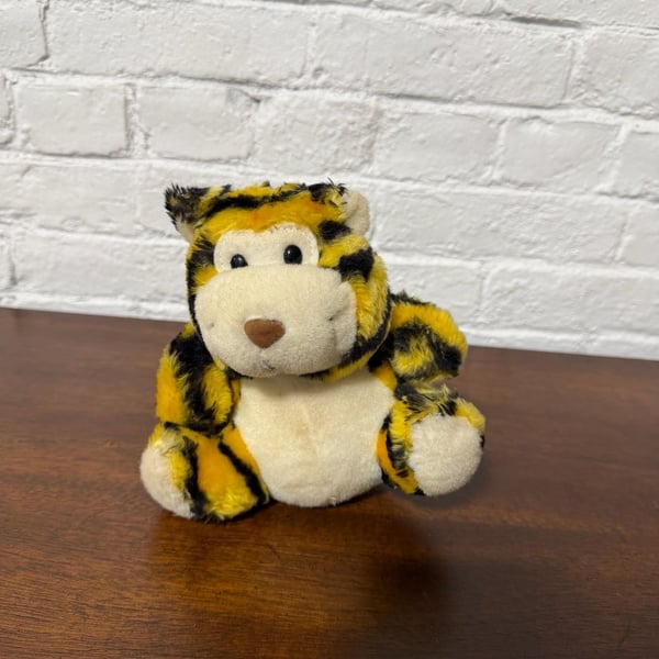 Russ Berrie Tripper Tiger Plush Stuffed Animal Yellow Black