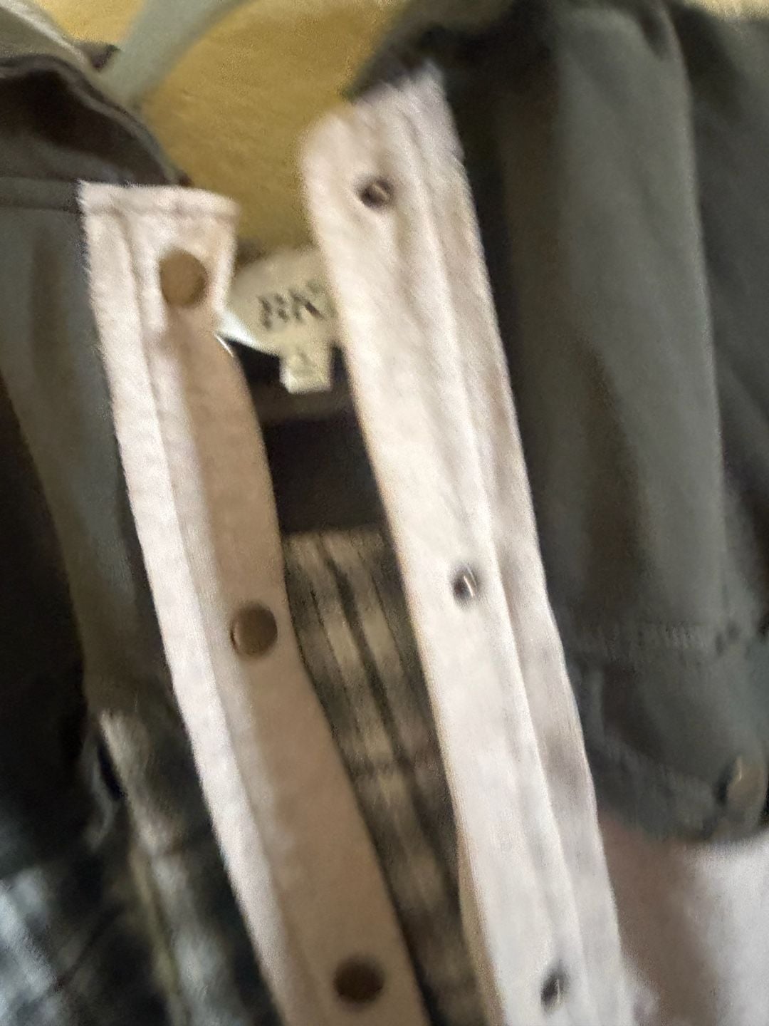 BKE Hooded Plaid Shacket Size L Green Gray Colorblock Button Up 3