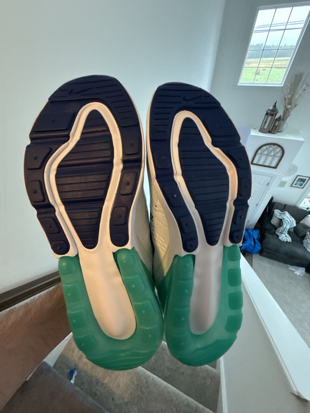 Nike Air Max 270 Size 12 White Hyper Jade 4
