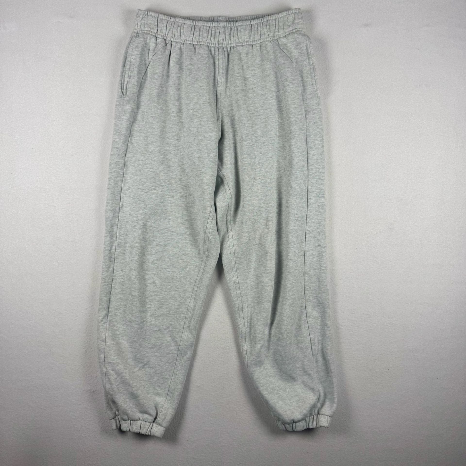 Lululemon Scuba Mid-Rise Oversized Jogger Heathered Grey Sweatpants 3