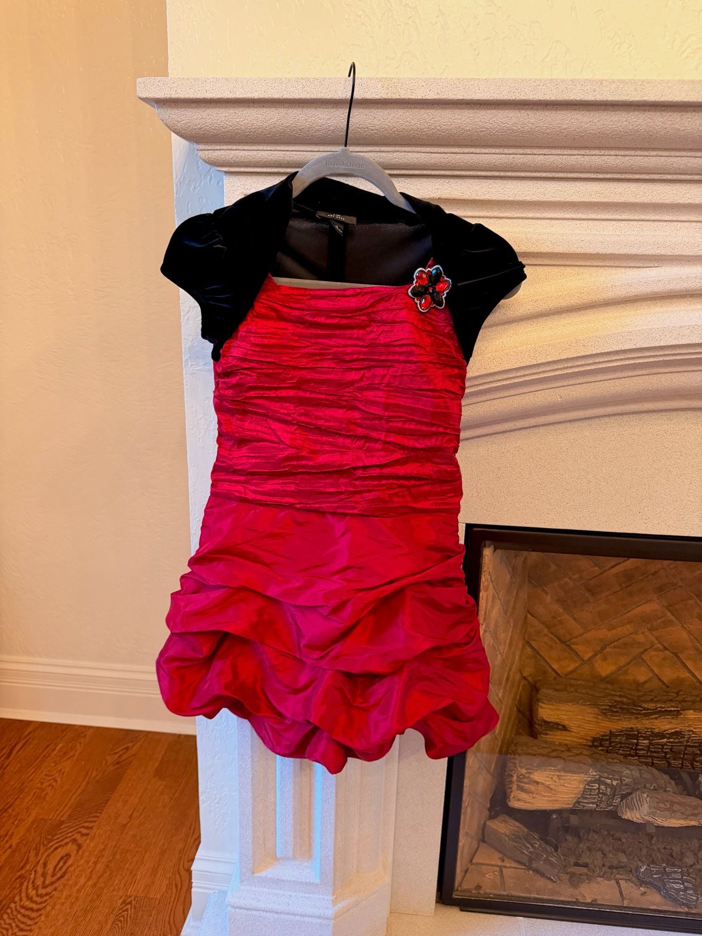 Amy Byer Dress Size 12 Red Taffeta Ruched Bubble Formal Party 1