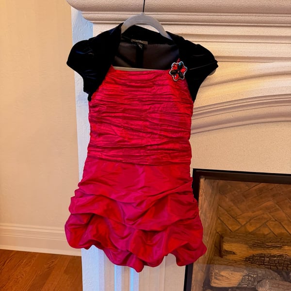 Amy Byer Dress Size 12 Red Taffeta Ruched Bubble Formal Party