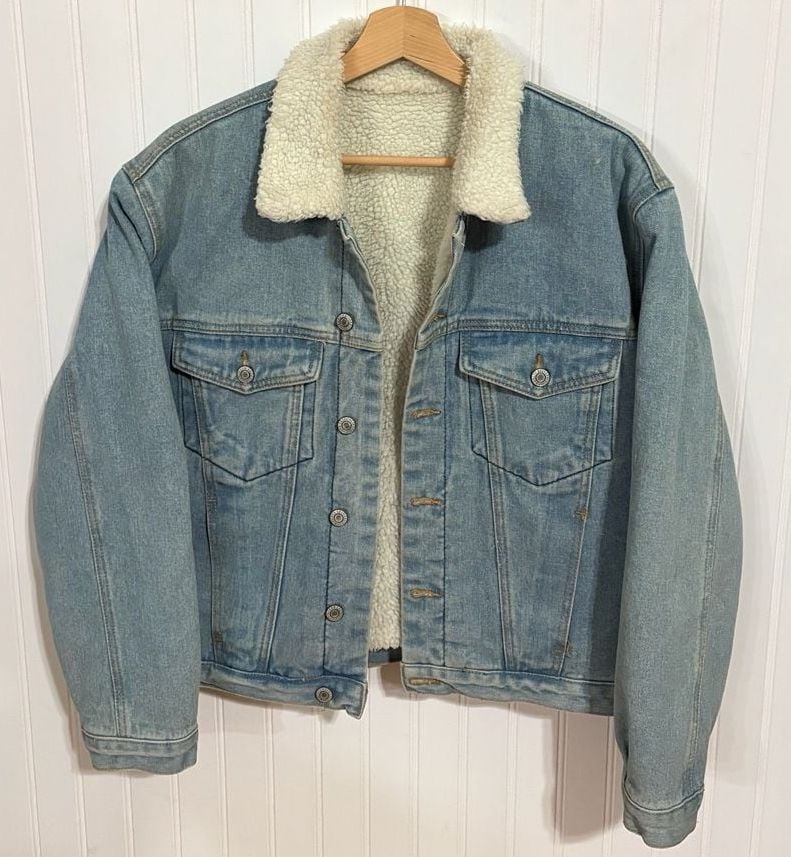 Brandy Melville John Galt Sherpa Denim Jacket 3