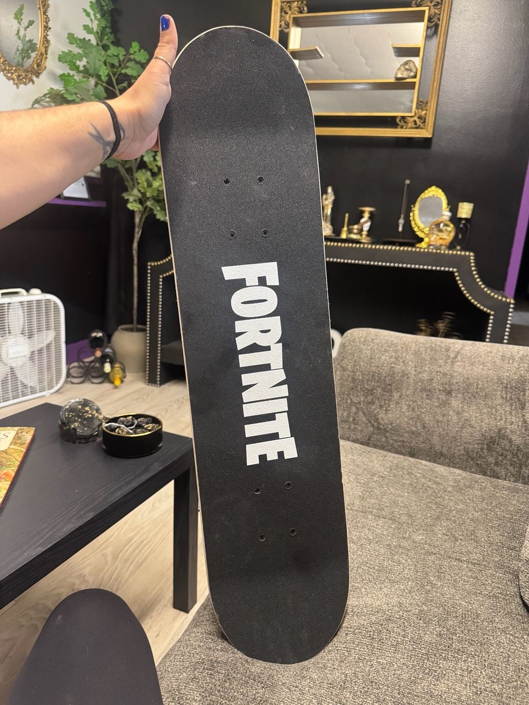 Fortnite Skateboard 31-Inch The Brat Purple Wheels 2