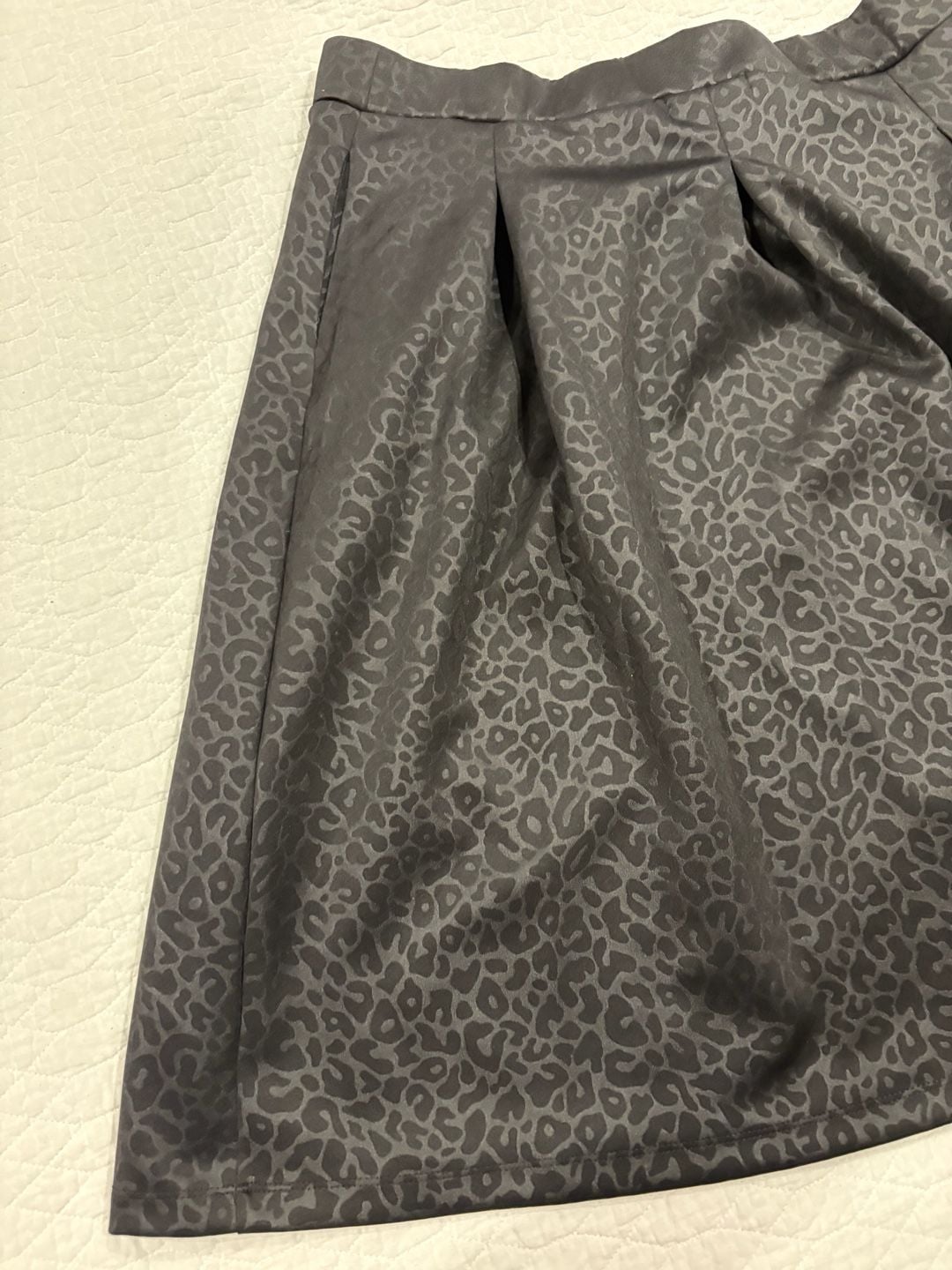Urban Affair Women’s 2X Black Gray Leopard Print A-Line Skirt 7