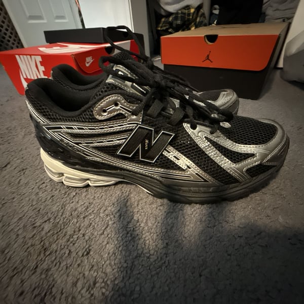 New Balance 1906R Size 11.5 Black Silver Metallic Sneakers