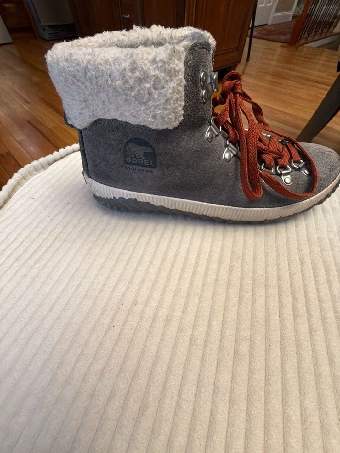 Sorel Out 'N About Plus Conquest Boots Size 8.5 Gray Quarry 8