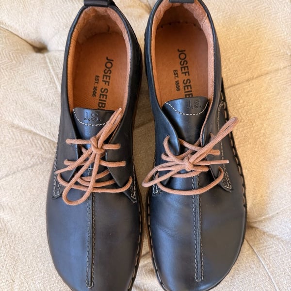 Josef Seibel Rosalie 50 Size 38 US size 7 Black Leather Oxford Shoes NWOT