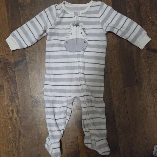 Headquarters Footed Sleep and Play Size 9M Gray Zebra Striped Fleece