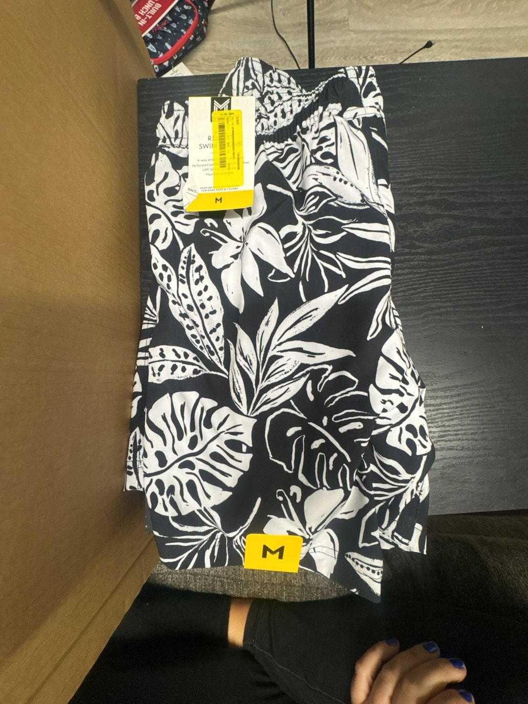 Member's Mark Resort Swim Trunk Size M Black White Tropical Leaf 4